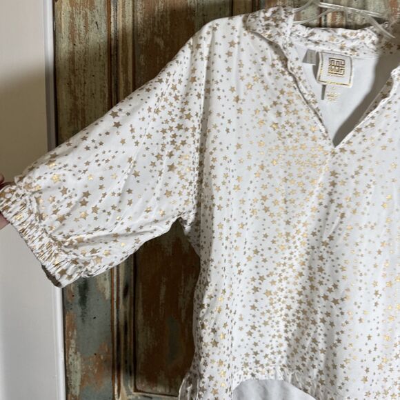 Emily McCarthy M White Top Gold Stars Elbow Length Sleeves - Picture 6 of 10